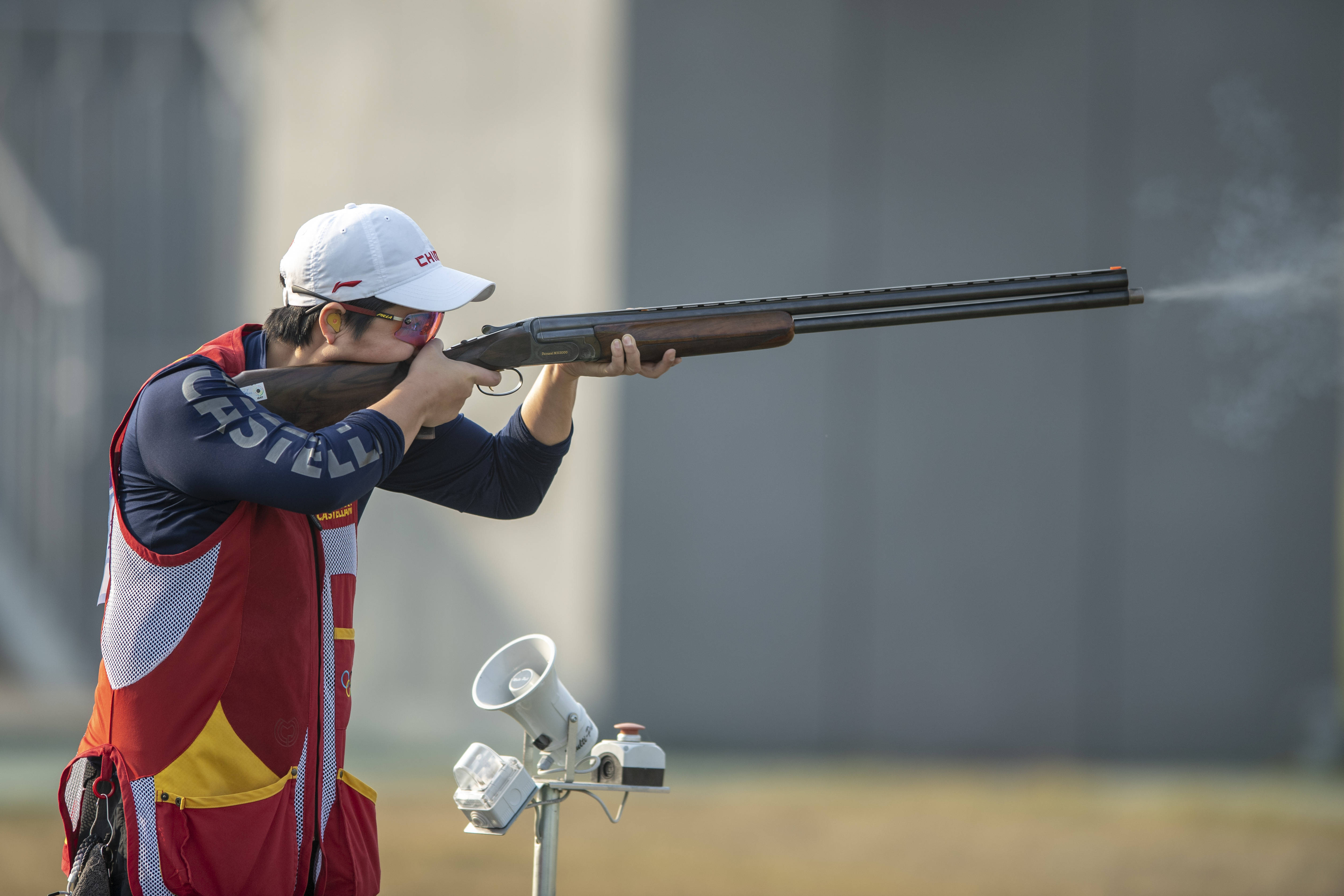 加蓬选手在射击比赛中取得好成绩